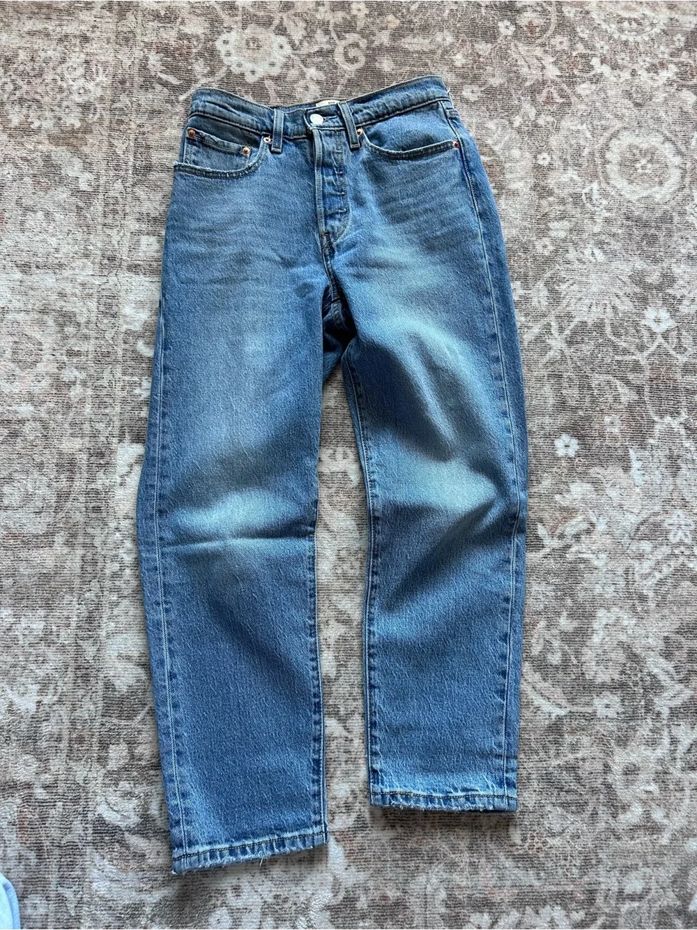 Levis nwot literally